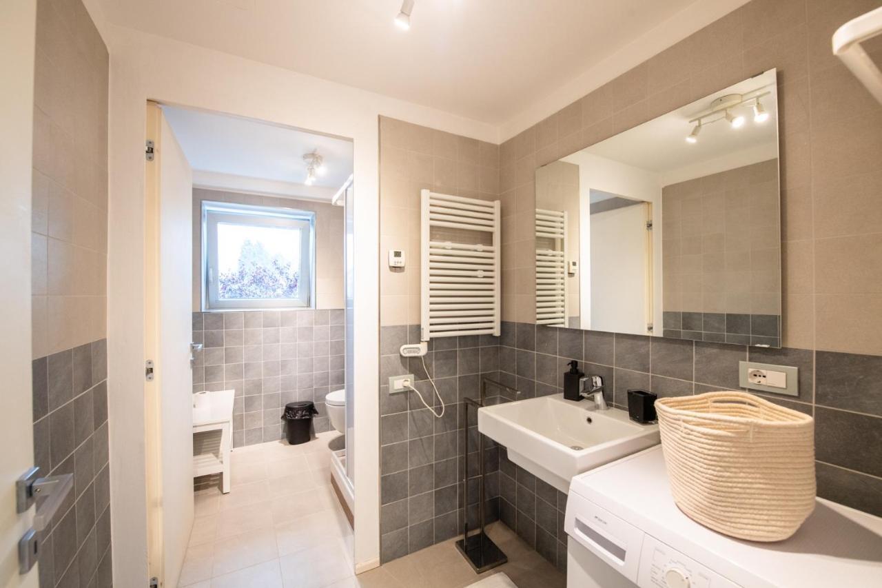 350 M Dalla Stazione L Parcheggio Free L Nova Loft Apartman Parma Kültér fotó