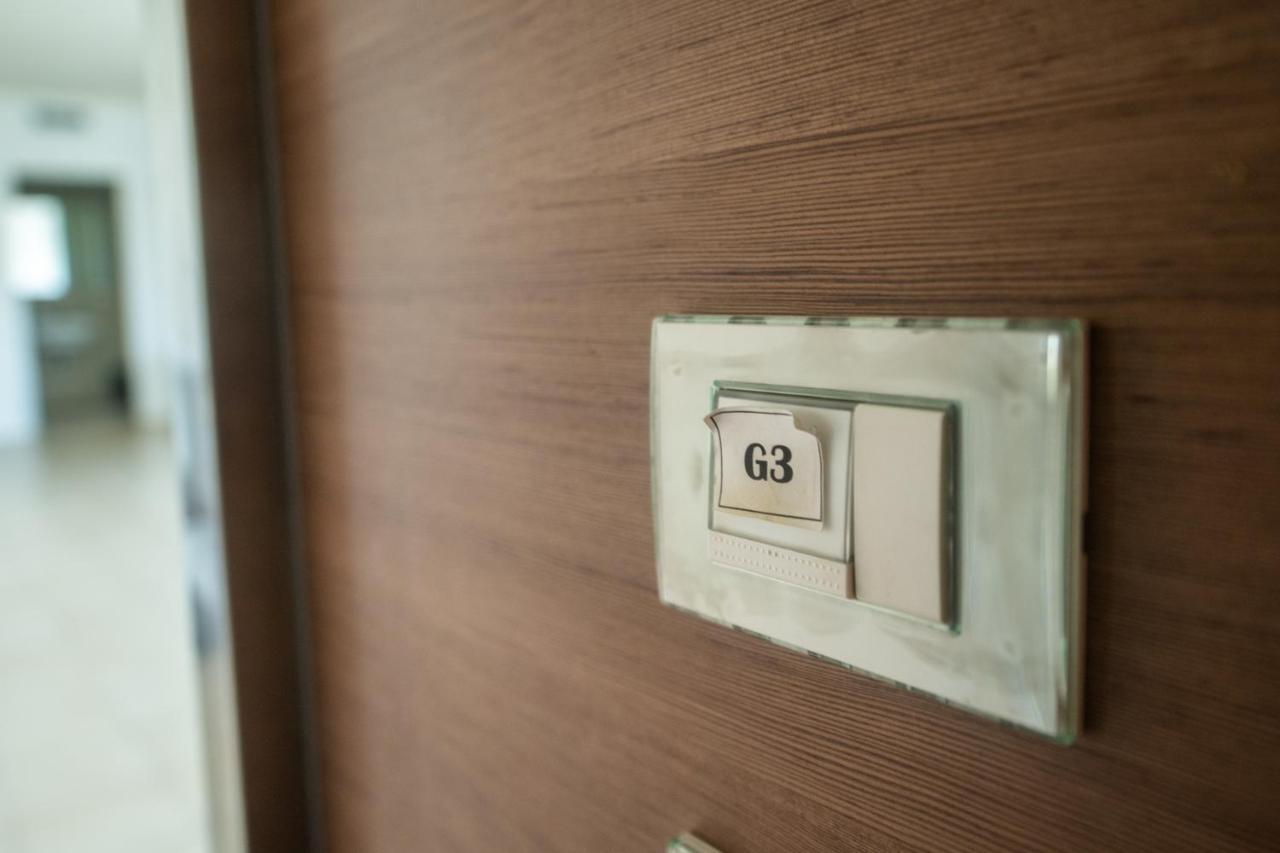 350 M Dalla Stazione L Parcheggio Free L Nova Loft Apartman Parma Kültér fotó