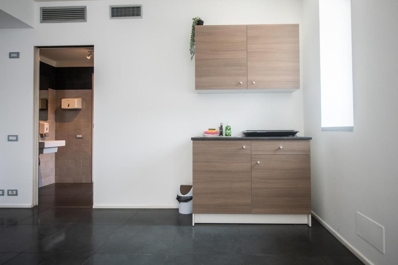 350 M Dalla Stazione L Parcheggio Free L Nova Loft Apartman Parma Kültér fotó